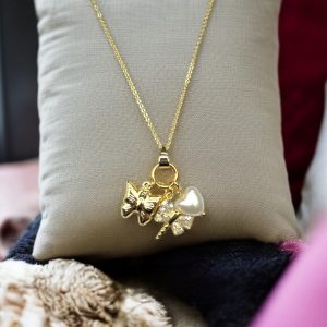 Collares